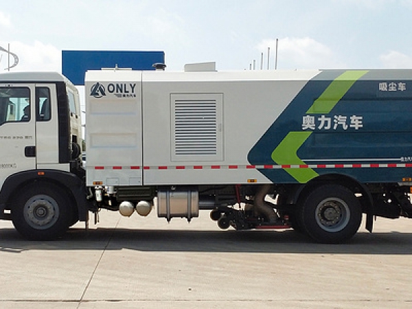 重汽16方吸塵車 重汽16方吸塵車