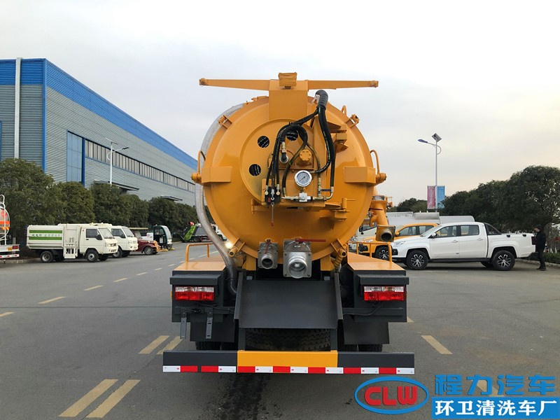 國六東風福瑞卡9.2方清洗吸污車一體罐