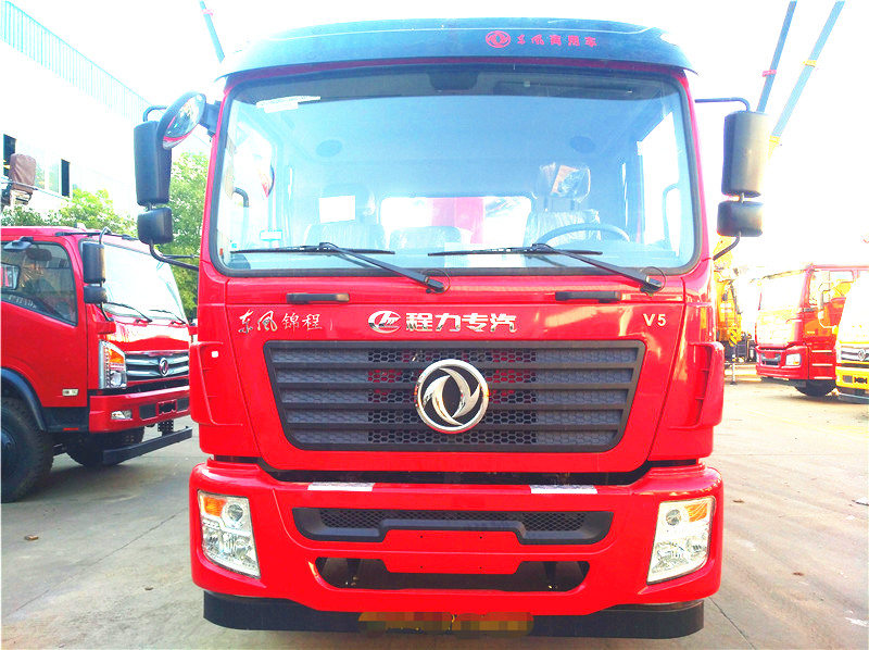 東風錦程后雙橋12噸U型大臂隨車吊 東風錦程后雙橋12噸U型大臂隨車吊