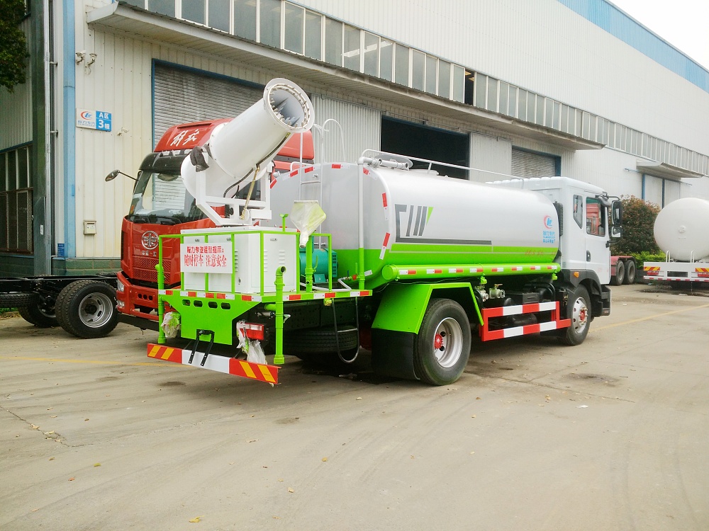 東風多利卡D9灑水霧炮車國六14立方/30-40米霧炮 東風多利卡D9灑水霧炮車國六14立方/30-40米霧炮