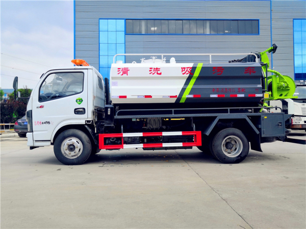 東風(fēng)多利卡4和2清洗吸污車 東風(fēng)多利卡4和2清洗吸污車