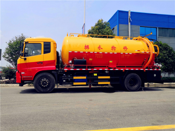 天錦15方清洗吸污車 天錦15方清洗吸污車