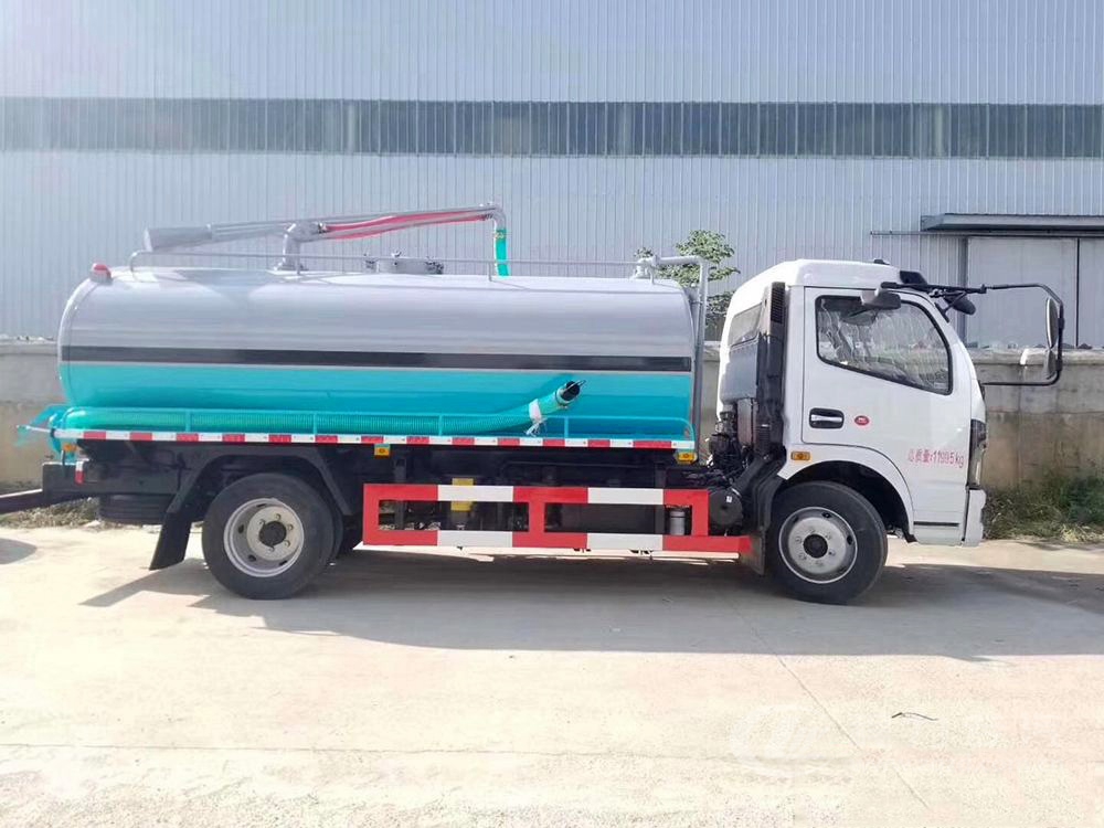 國(guó)六8方東風(fēng)D7 吸糞車 國(guó)六8方東風(fēng)D7 吸糞車