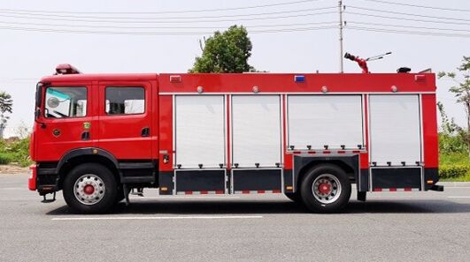 東風多利卡D9水罐消防車 東風多利卡D9水罐消防車