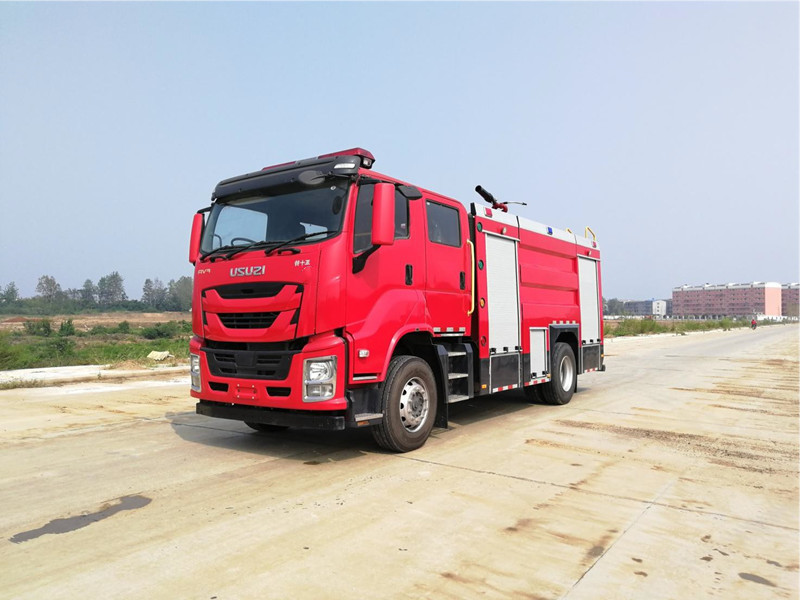五十鈴6噸水罐消防車 五十鈴6噸水罐消防車